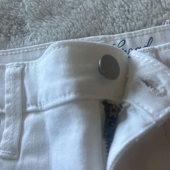 Universal Threads White High Rise Skinny Crop Jeans Size 4 - Picture 8 of 10